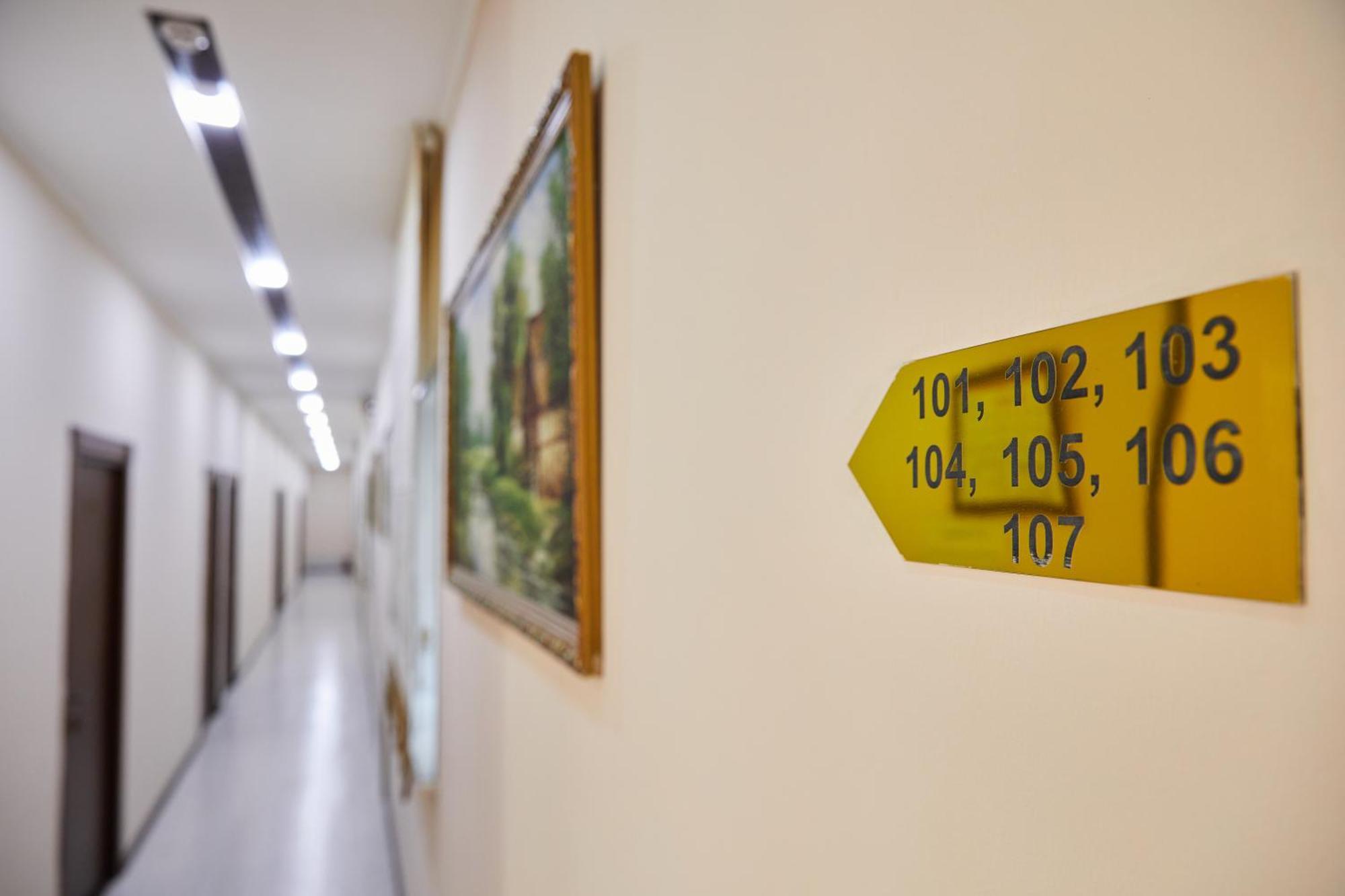 Hotel Art Palace Tasken Kültér fotó